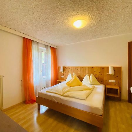 Lake & River Hotel Carezza al Lago Luaran gambar