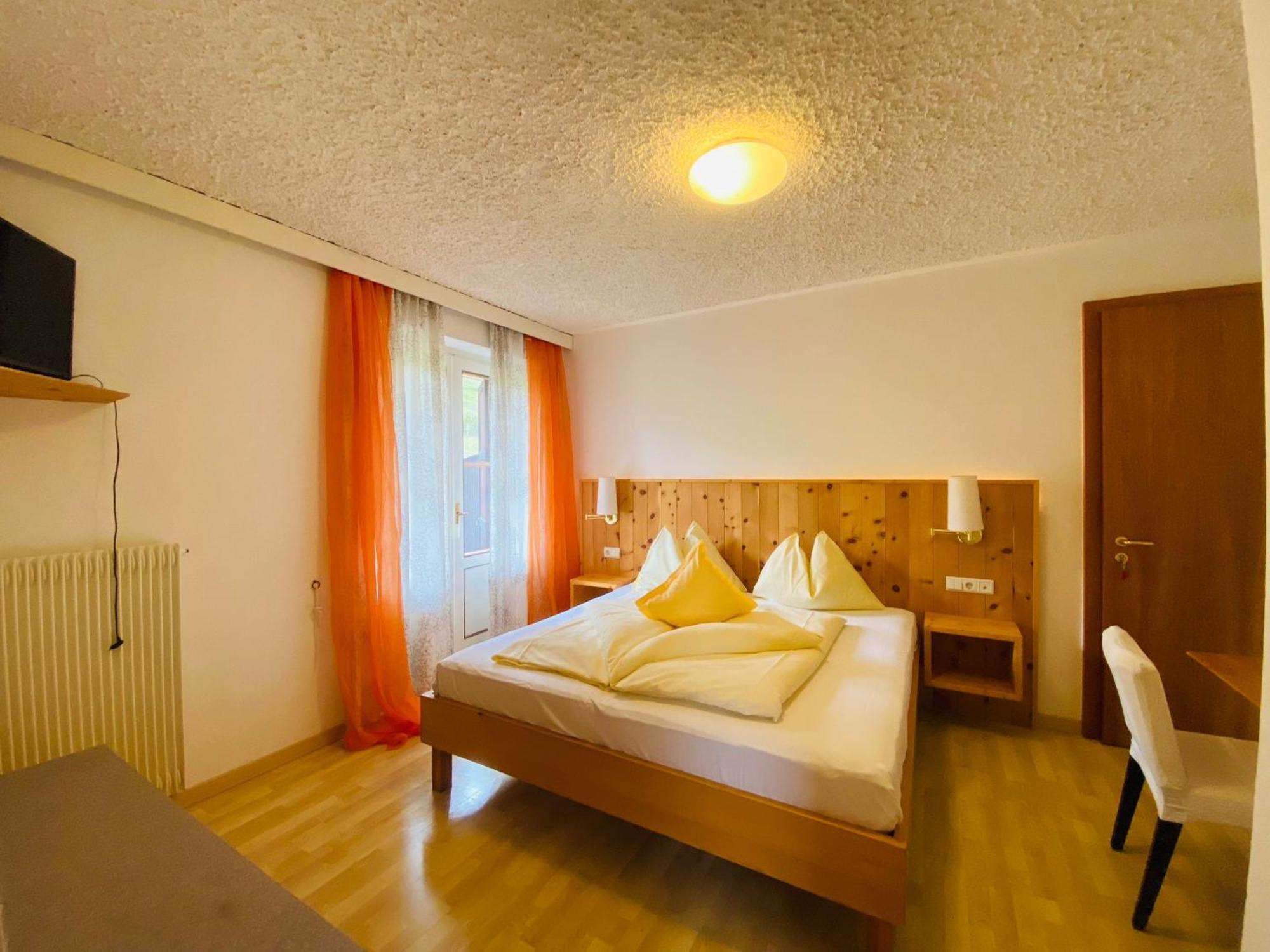 Lake & River Hotel Carezza al Lago Luaran gambar