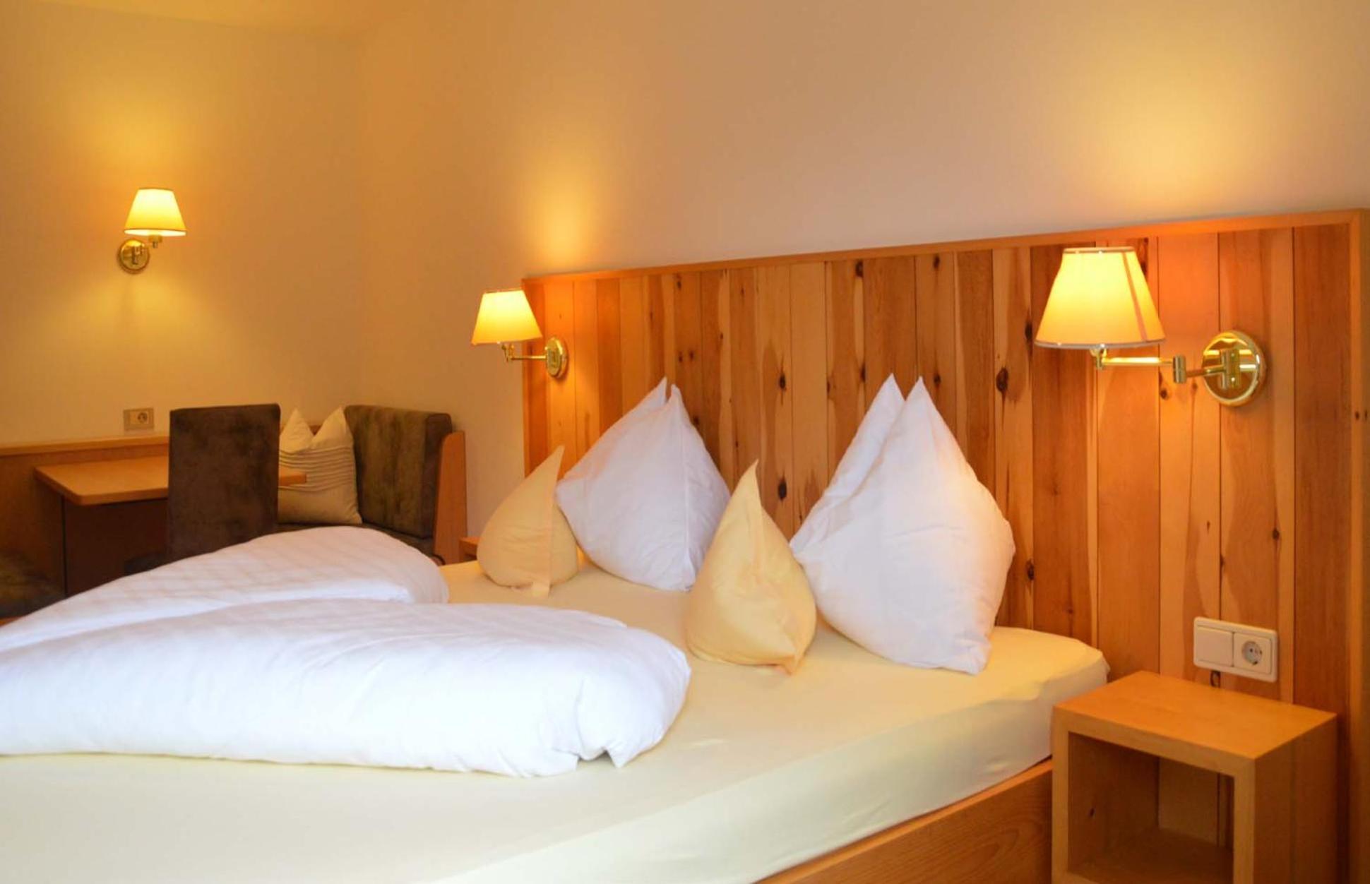 Lake & River Hotel Carezza al Lago Luaran gambar