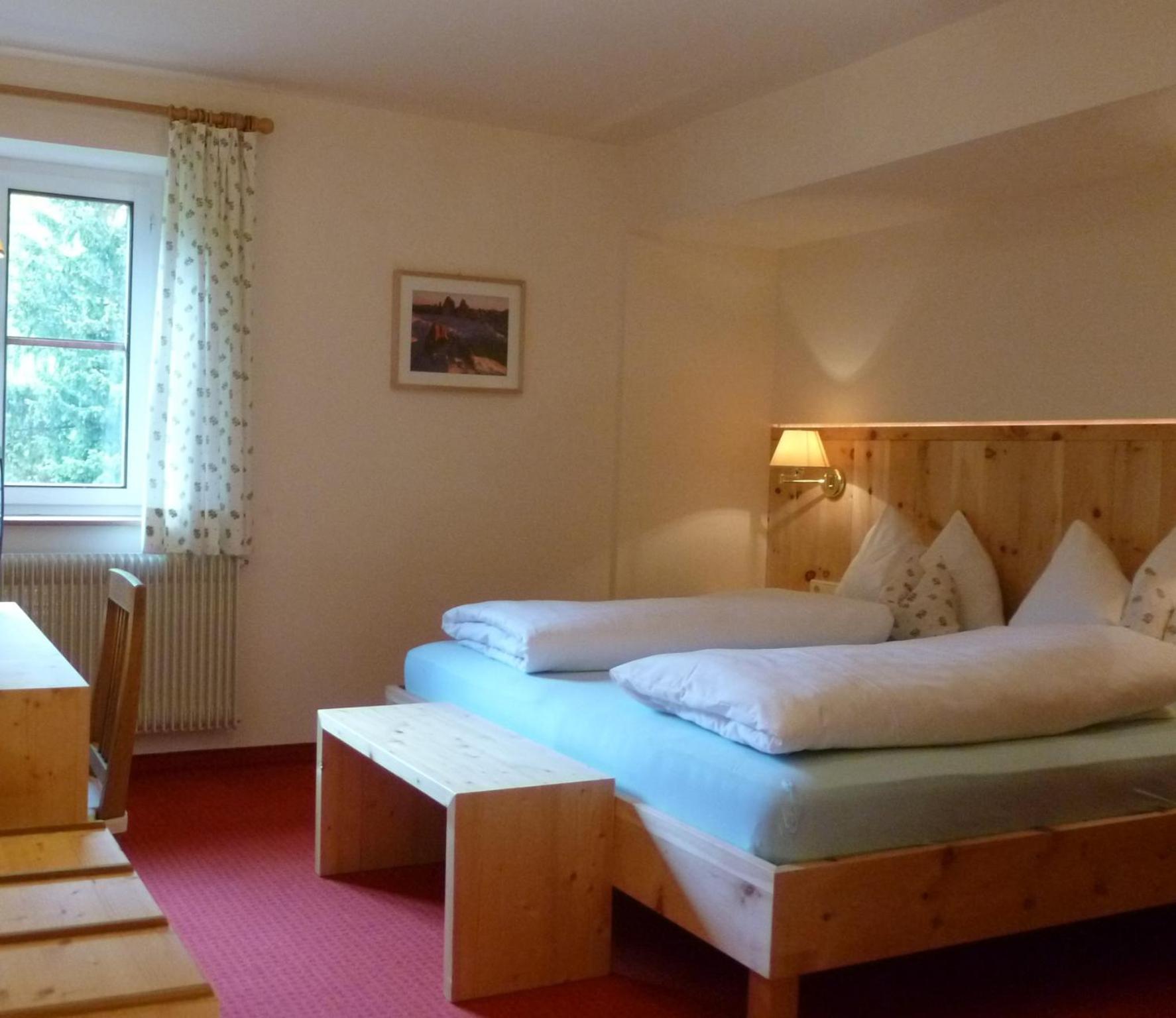Lake & River Hotel Carezza al Lago Luaran gambar